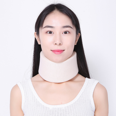 गर्दन का दर्द फोम गर्दन का समर्थन, सफेद / त्वचा का रंग नरम ग्रीवा कॉलर गर्दन ब्रेस