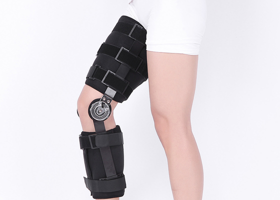 खेल चोटों घुटने समर्थन ब्रेस 50-62 सेमी लंबाई समायोज्य लंबे समय तक उपयोग
